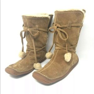 🤎Women’s Clarks Suede Moccasin Boots🤎